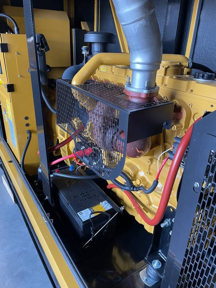 Novi Generatorski set CAT DE150E0 - 150 kVA Generator - DPX-18016.1: slika Novi Generatorski set CAT DE150E0 - 150 kVA Generator - DPX-18016.1