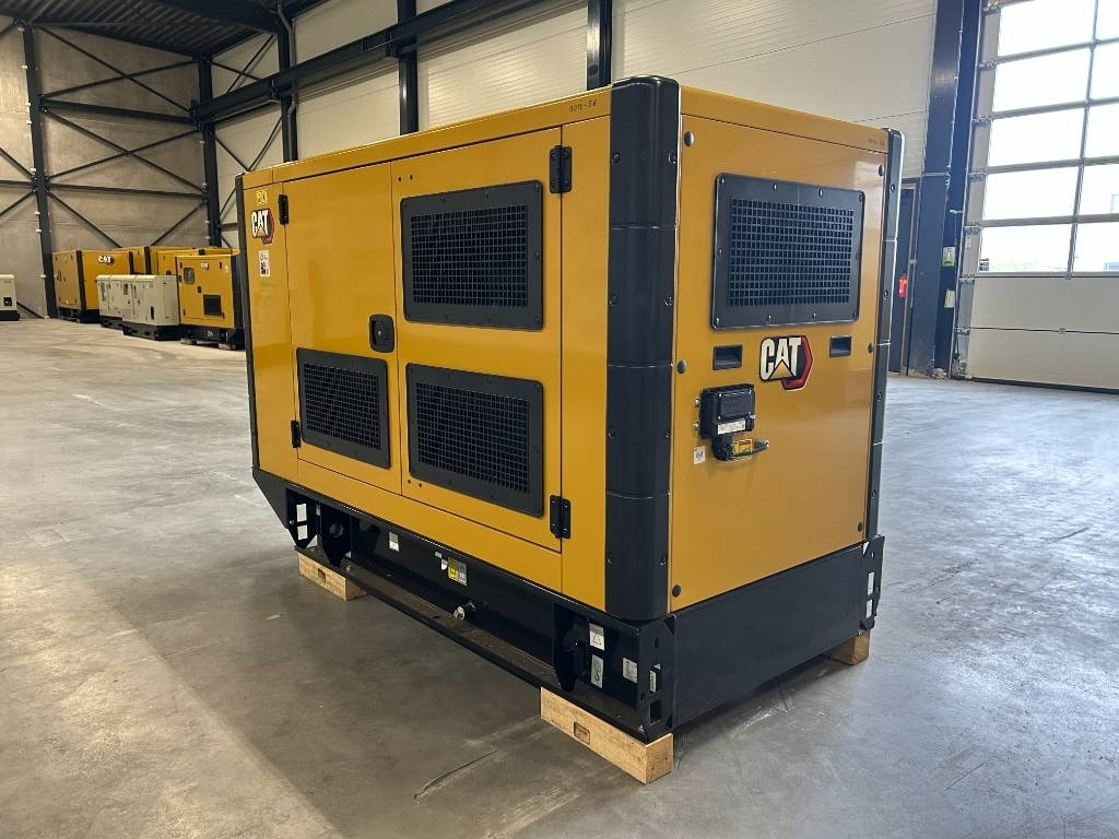 CAT DE88E0 - 88 kVA Generator - DPX-18012 - Generatorski set: slika CAT DE88E0 - 88 kVA Generator - DPX-18012 - Generatorski set CAT DE88E0 - 88 kVA Generator - DPX-18012 - Generatorski set: slika CAT DE88E0 - 88 kVA Generator - DPX-18012 - Generatorski set