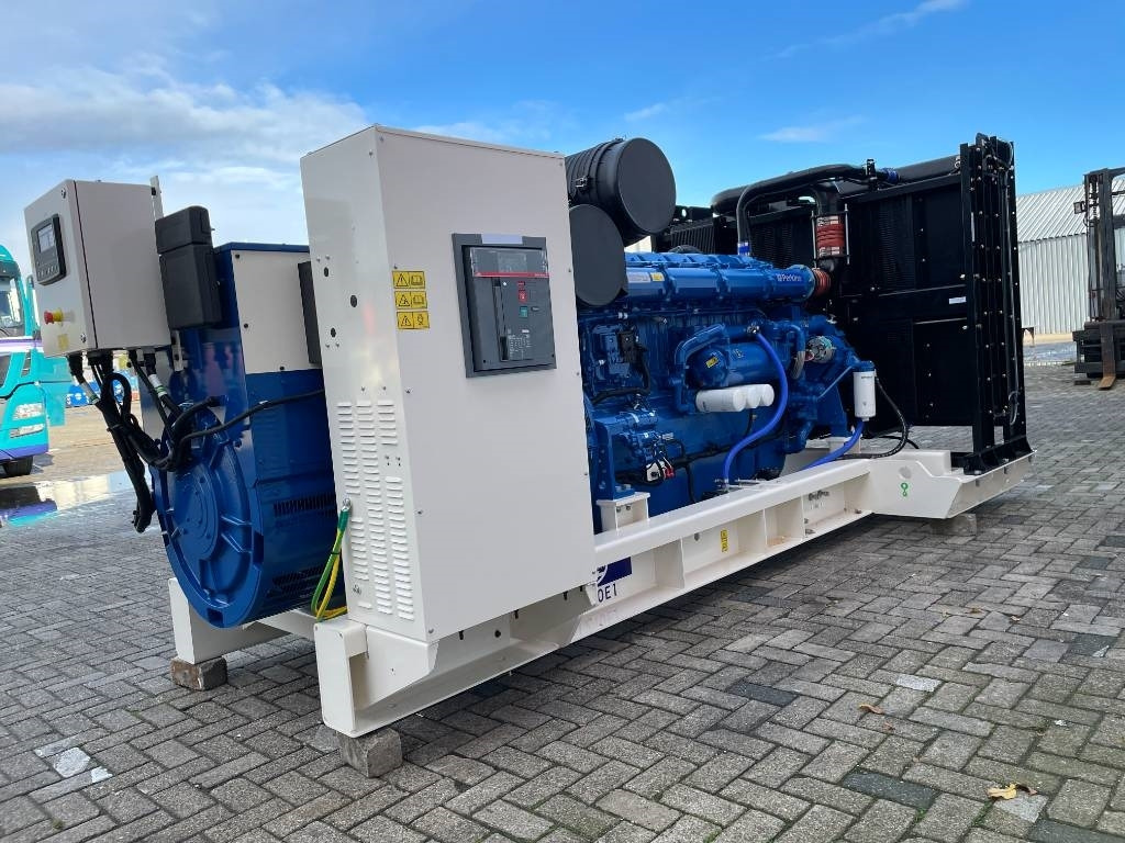 FG Wilson P1250-1 - 1250 kVA Open Genset - DPX-16028-O - Generatorski set: slika FG Wilson P1250-1 - 1250 kVA Open Genset - DPX-16028-O - Generatorski set FG Wilson P1250-1 - 1250 kVA Open Genset - DPX-16028-O - Generatorski set: slika FG Wilson P1250-1 - 1250 kVA Open Genset - DPX-16028-O - Generatorski set