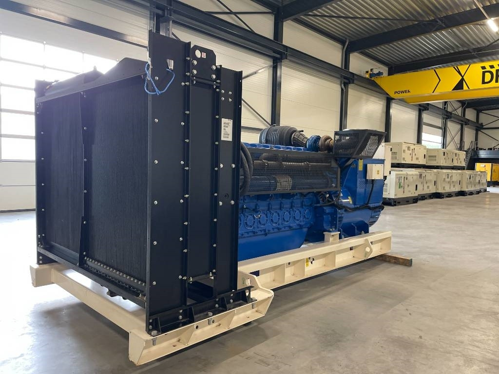 FG Wilson P1250-1 - 1250 kVA Open Genset - DPX-16028-O - Generatorski set: slika FG Wilson P1250-1 - 1250 kVA Open Genset - DPX-16028-O - Generatorski set FG Wilson P1250-1 - 1250 kVA Open Genset - DPX-16028-O - Generatorski set: slika FG Wilson P1250-1 - 1250 kVA Open Genset - DPX-16028-O - Generatorski set