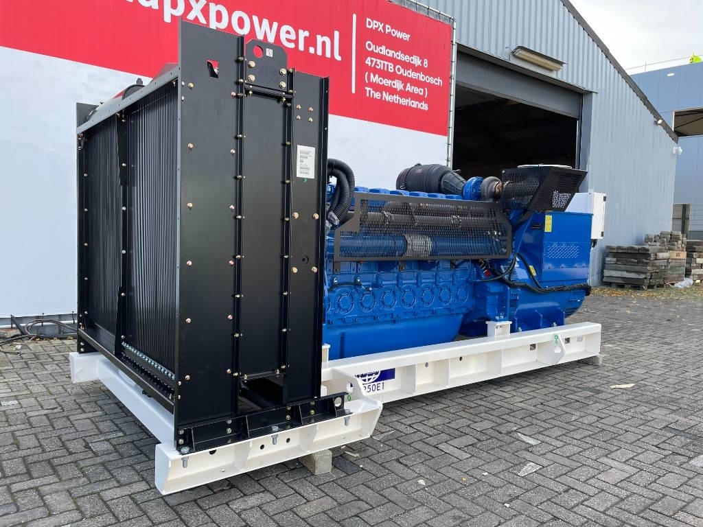 FG Wilson P1250E1 - Perkins - 1250 kVA Genset - DPX-16028-O - Generatorski set: slika FG Wilson P1250E1 - Perkins - 1250 kVA Genset - DPX-16028-O - Generatorski set FG Wilson P1250E1 - Perkins - 1250 kVA Genset - DPX-16028-O - Generatorski set: slika FG Wilson P1250E1 - Perkins - 1250 kVA Genset - DPX-16028-O - Generatorski set