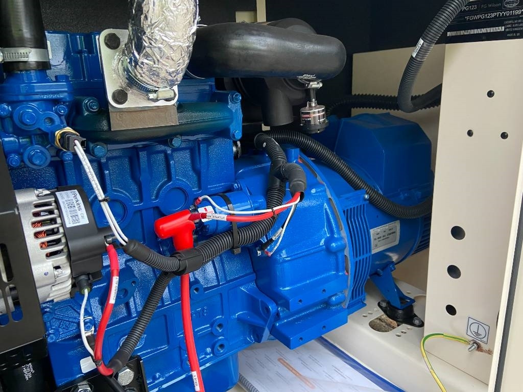 Novi Generatorski set FG Wilson P13.5-6 - 13.5 kVA Genset - DPX-16000: slika Novi Generatorski set FG Wilson P13.5-6 - 13.5 kVA Genset - DPX-16000