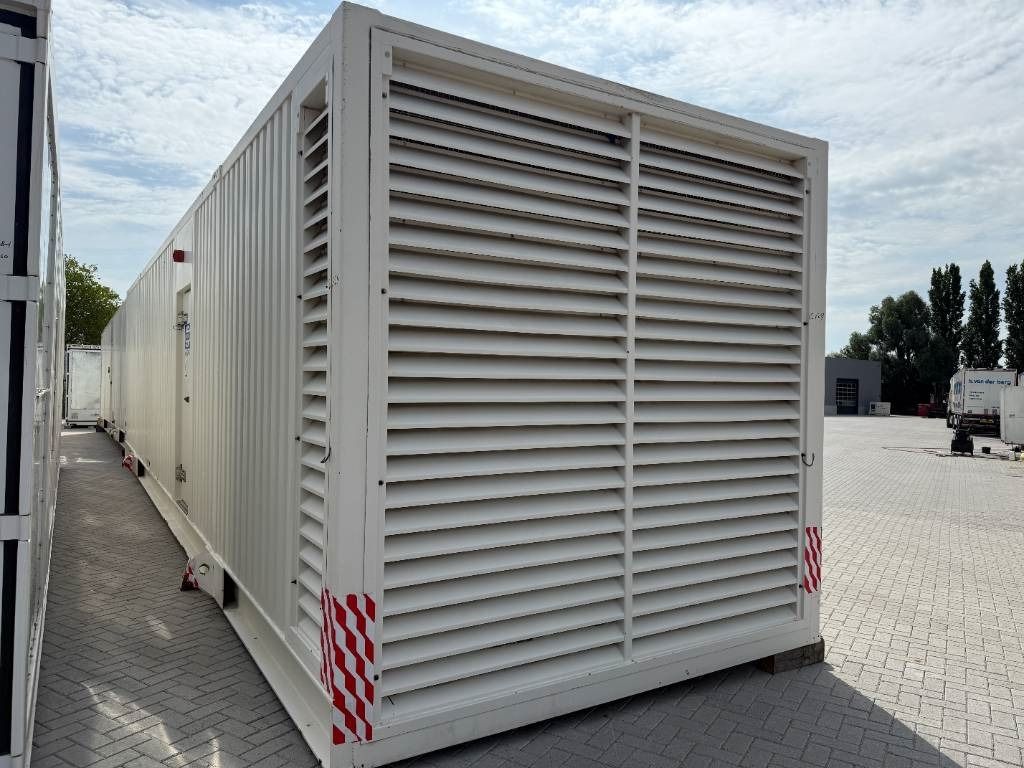 FG Wilson P1500P3 - 1.650 kVA Generator - DPX-12629 - Generatorski set: slika FG Wilson P1500P3 - 1.650 kVA Generator - DPX-12629 - Generatorski set FG Wilson P1500P3 - 1.650 kVA Generator - DPX-12629 - Generatorski set: slika FG Wilson P1500P3 - 1.650 kVA Generator - DPX-12629 - Generatorski set