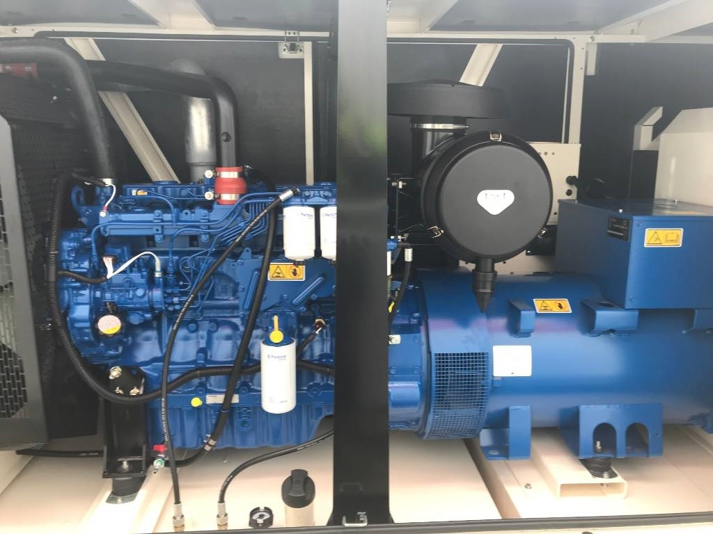 Zakup FG Wilson P200-3 - 200 kVA Genset - DPX-16011  FG Wilson P200-3 - 200 kVA Genset - DPX-16011: slika Zakup FG Wilson P200-3 - 200 kVA Genset - DPX-16011  FG Wilson P200-3 - 200 kVA Genset - DPX-16011