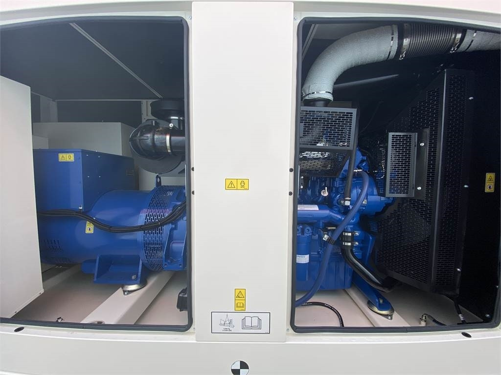 FG Wilson P500-3 - 500 kVA Genset - DPX-16019 - Generatorski set: slika FG Wilson P500-3 - 500 kVA Genset - DPX-16019 - Generatorski set FG Wilson P500-3 - 500 kVA Genset - DPX-16019 - Generatorski set: slika FG Wilson P500-3 - 500 kVA Genset - DPX-16019 - Generatorski set