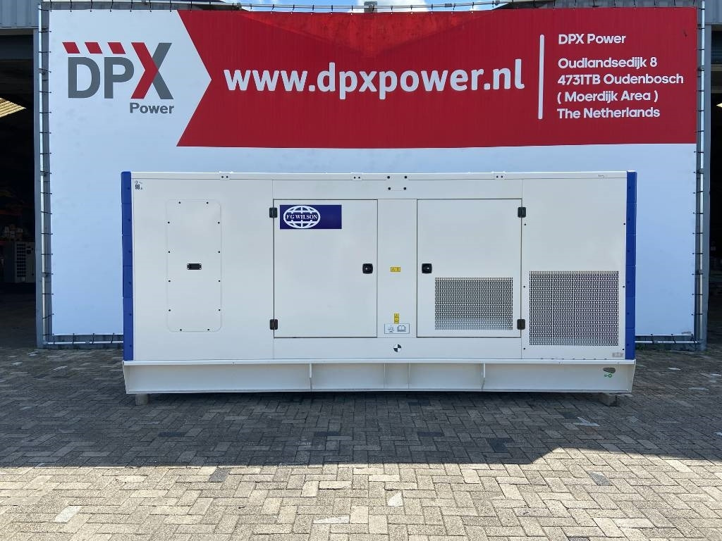 FG Wilson P550-3 - 550 kVA Genset - DPX-16020 - Generatorski set: slika FG Wilson P550-3 - 550 kVA Genset - DPX-16020 - Generatorski set FG Wilson P550-3 - 550 kVA Genset - DPX-16020 - Generatorski set: slika FG Wilson P550-3 - 550 kVA Genset - DPX-16020 - Generatorski set
