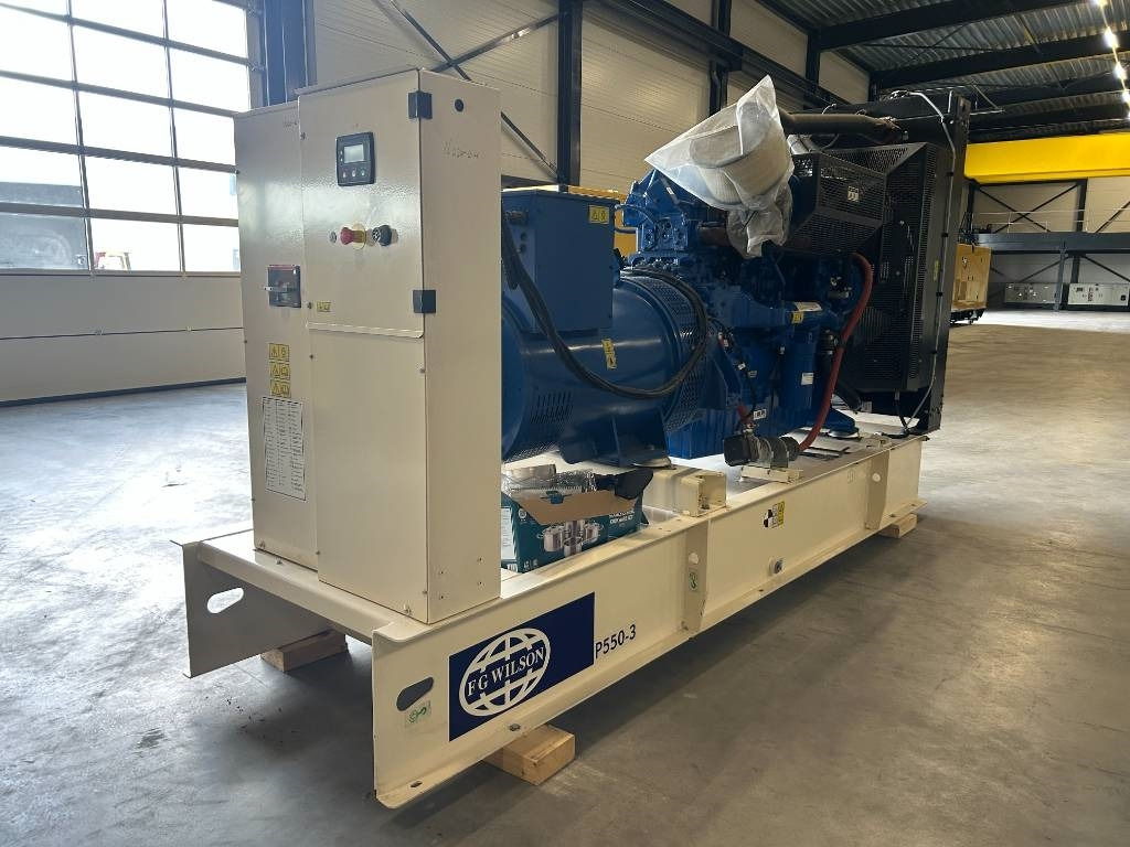 FG Wilson P550-3 - 550 kVA Open Genset - DPX-16020-O - Generatorski set: slika FG Wilson P550-3 - 550 kVA Open Genset - DPX-16020-O - Generatorski set FG Wilson P550-3 - 550 kVA Open Genset - DPX-16020-O - Generatorski set: slika FG Wilson P550-3 - 550 kVA Open Genset - DPX-16020-O - Generatorski set