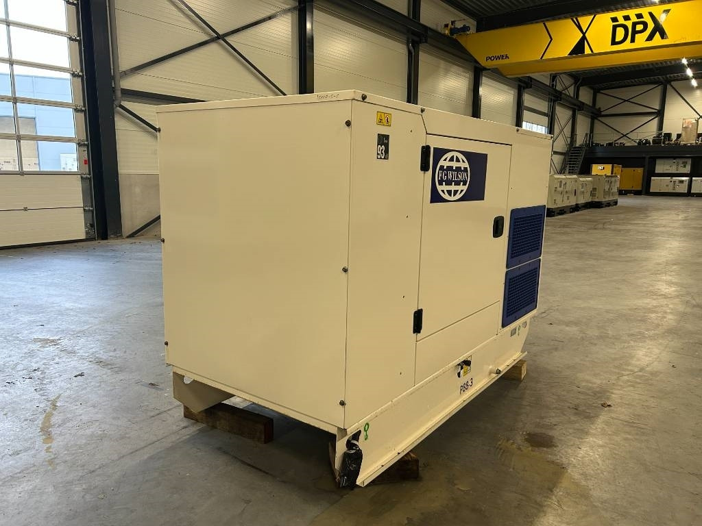 FG Wilson P88-3 - Alternator broken - Genset - DPX-12653 - Generatorski set: slika FG Wilson P88-3 - Alternator broken - Genset - DPX-12653 - Generatorski set FG Wilson P88-3 - Alternator broken - Genset - DPX-12653 - Generatorski set: slika FG Wilson P88-3 - Alternator broken - Genset - DPX-12653 - Generatorski set