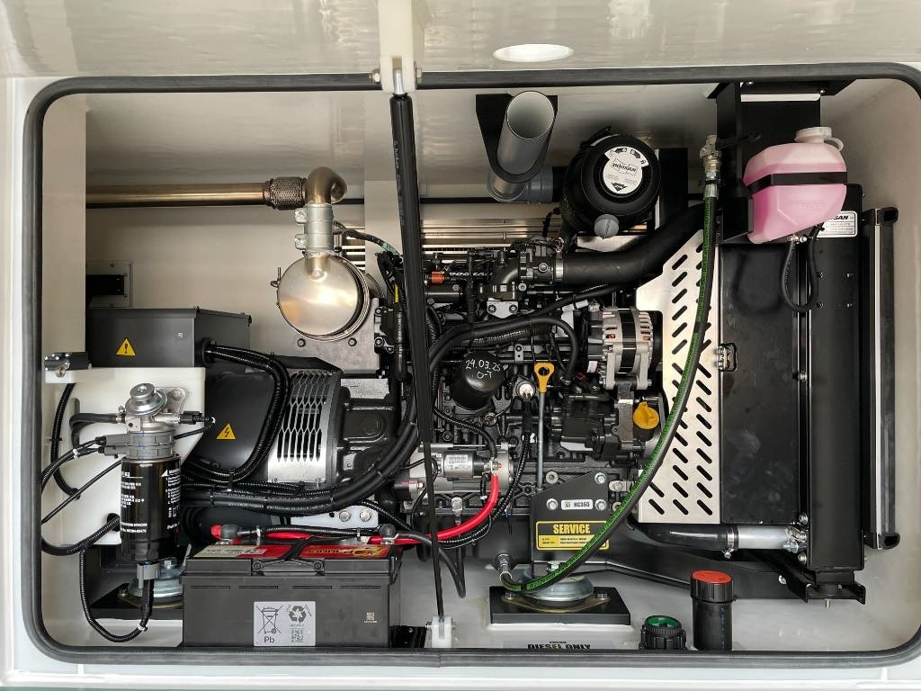 Zakup Hy-Brid generator - 90 kVA - 40 kWh - DPX-50452  Hy-Brid generator - 90 kVA - 40 kWh - DPX-50452: slika Zakup Hy-Brid generator - 90 kVA - 40 kWh - DPX-50452  Hy-Brid generator - 90 kVA - 40 kWh - DPX-50452