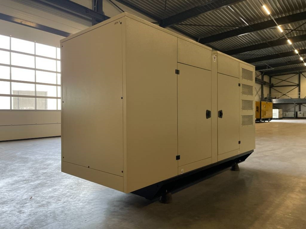 Volvo TAD841GE - 275 kVA Generator - DPX-18876 - Generatorski set: slika Volvo TAD841GE - 275 kVA Generator - DPX-18876 - Generatorski set Volvo TAD841GE - 275 kVA Generator - DPX-18876 - Generatorski set: slika Volvo TAD841GE - 275 kVA Generator - DPX-18876 - Generatorski set