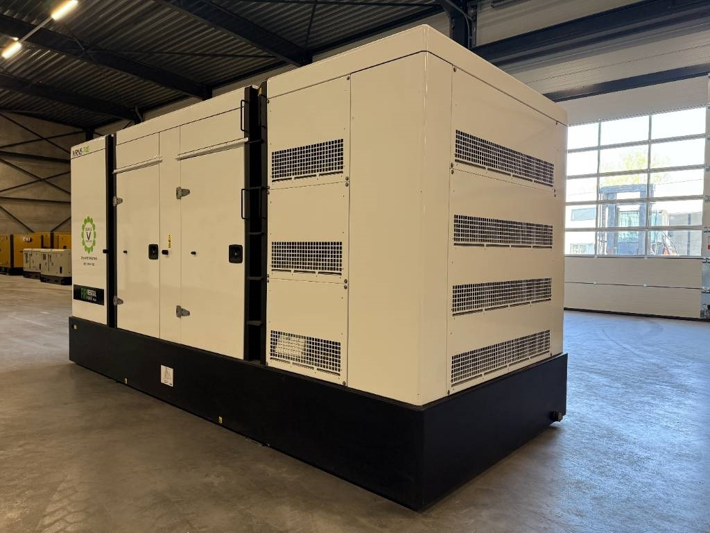 Volvo TWD1683GE - 740 kVA Stage V Generator - DPX-19040 - Generatorski set: slika Volvo TWD1683GE - 740 kVA Stage V Generator - DPX-19040 - Generatorski set Volvo TWD1683GE - 740 kVA Stage V Generator - DPX-19040 - Generatorski set: slika Volvo TWD1683GE - 740 kVA Stage V Generator - DPX-19040 - Generatorski set