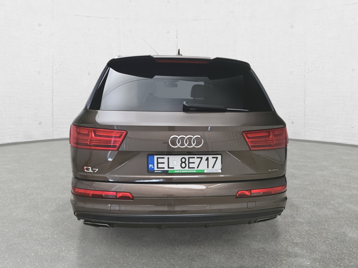 AUDI Q7 SUV - SUV: slika AUDI Q7 SUV - SUV AUDI Q7 SUV - SUV: slika AUDI Q7 SUV - SUV
