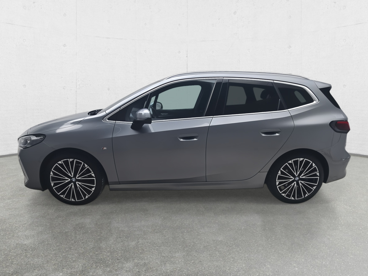 BMW 218D ACTIVE TOURER MINIVAN - Automobil: slika BMW 218D ACTIVE TOURER MINIVAN - Automobil BMW 218D ACTIVE TOURER MINIVAN - Automobil: slika BMW 218D ACTIVE TOURER MINIVAN - Automobil