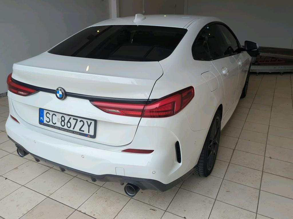 BMW 218d M Sport SEDAN - Limuzina: slika BMW 218d M Sport SEDAN - Limuzina BMW 218d M Sport SEDAN - Limuzina: slika BMW 218d M Sport SEDAN - Limuzina