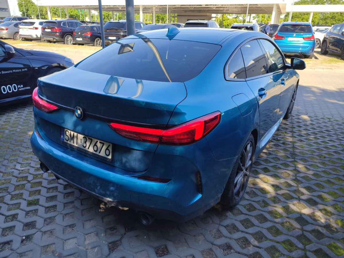 BMW 220D XDRIVE SEDAN - Limuzina: slika BMW 220D XDRIVE SEDAN - Limuzina BMW 220D XDRIVE SEDAN - Limuzina: slika BMW 220D XDRIVE SEDAN - Limuzina