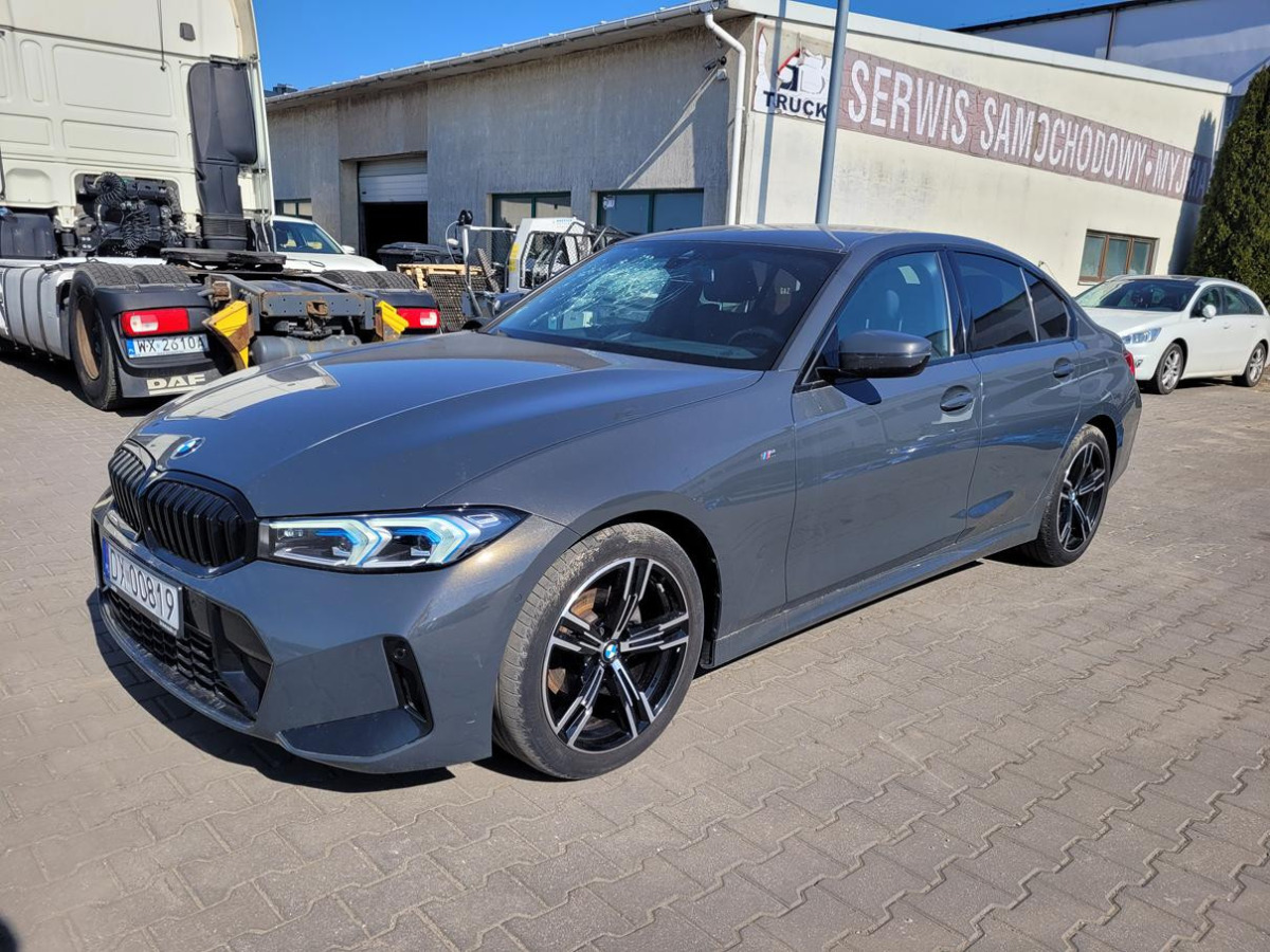 BMW 320 D XDRIVE SEDAN - Limuzina: slika BMW 320 D XDRIVE SEDAN - Limuzina BMW 320 D XDRIVE SEDAN - Limuzina: slika BMW 320 D XDRIVE SEDAN - Limuzina