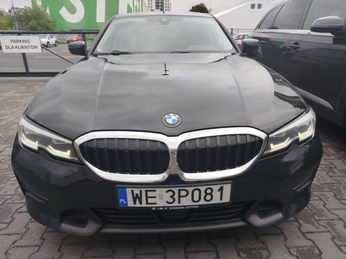 BMW 320I SPORT-LINE SEDAN - Limuzina: slika BMW 320I SPORT-LINE SEDAN - Limuzina BMW 320I SPORT-LINE SEDAN - Limuzina: slika BMW 320I SPORT-LINE SEDAN - Limuzina