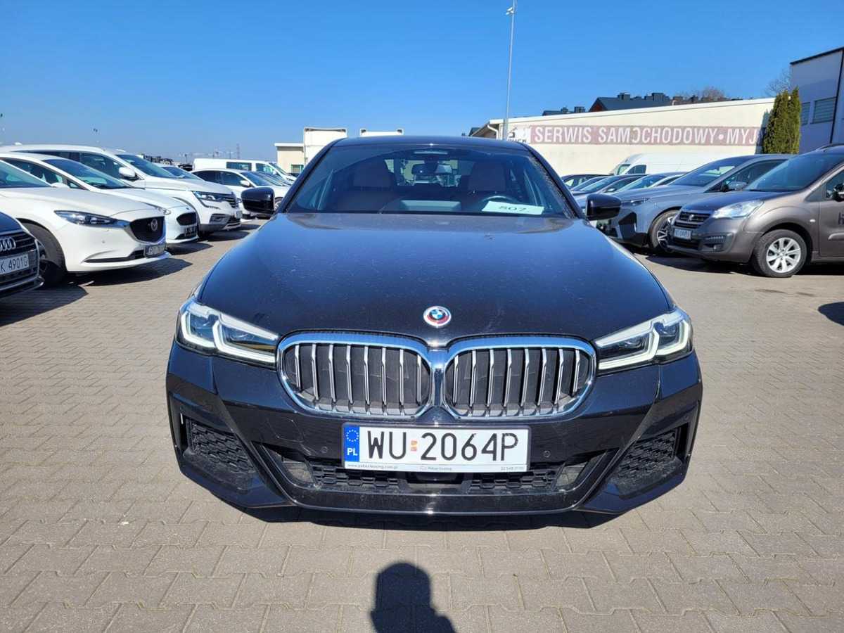 BMW 540D XDRIVE SEDAN - Limuzina: slika BMW 540D XDRIVE SEDAN - Limuzina BMW 540D XDRIVE SEDAN - Limuzina: slika BMW 540D XDRIVE SEDAN - Limuzina