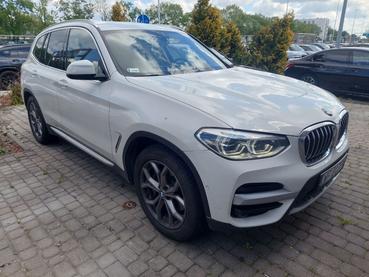 BMW X3 xDrive30i GPF xLine SUV - SUV: slika BMW X3 xDrive30i GPF xLine SUV - SUV BMW X3 xDrive30i GPF xLine SUV - SUV: slika BMW X3 xDrive30i GPF xLine SUV - SUV