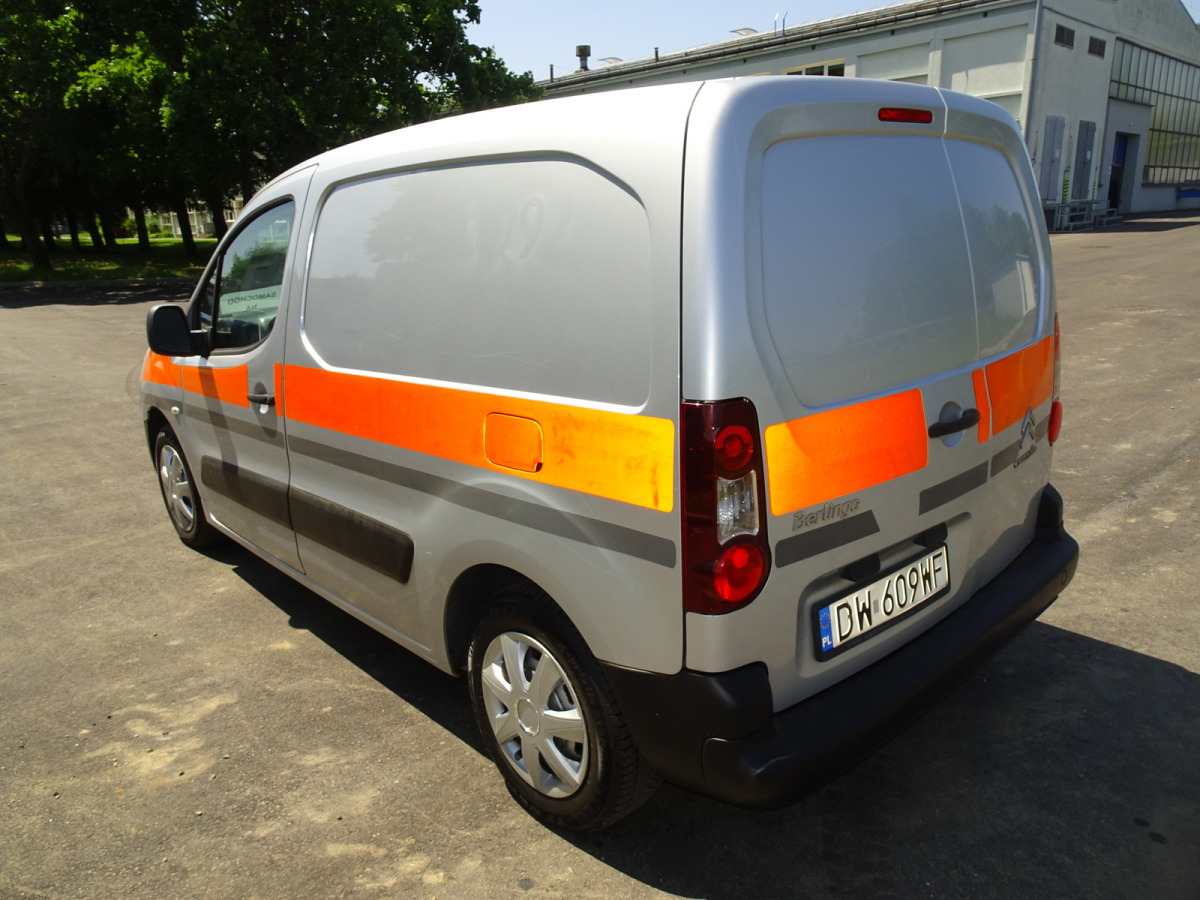 CITROEN BERLINGO FURGON BLASZAK - Furgon: slika CITROEN BERLINGO FURGON BLASZAK - Furgon CITROEN BERLINGO FURGON BLASZAK - Furgon: slika CITROEN BERLINGO FURGON BLASZAK - Furgon