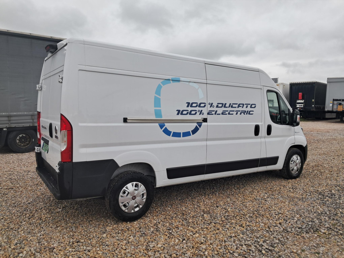 FIAT DUCATO FURGON BLASZAK - Furgon, Električno dostavno vozilo: slika FIAT DUCATO FURGON BLASZAK - Furgon, Električno dostavno vozilo FIAT DUCATO FURGON BLASZAK - Furgon, Električno dostavno vozilo: slika FIAT DUCATO FURGON BLASZAK - Furgon, Električno dostavno vozilo