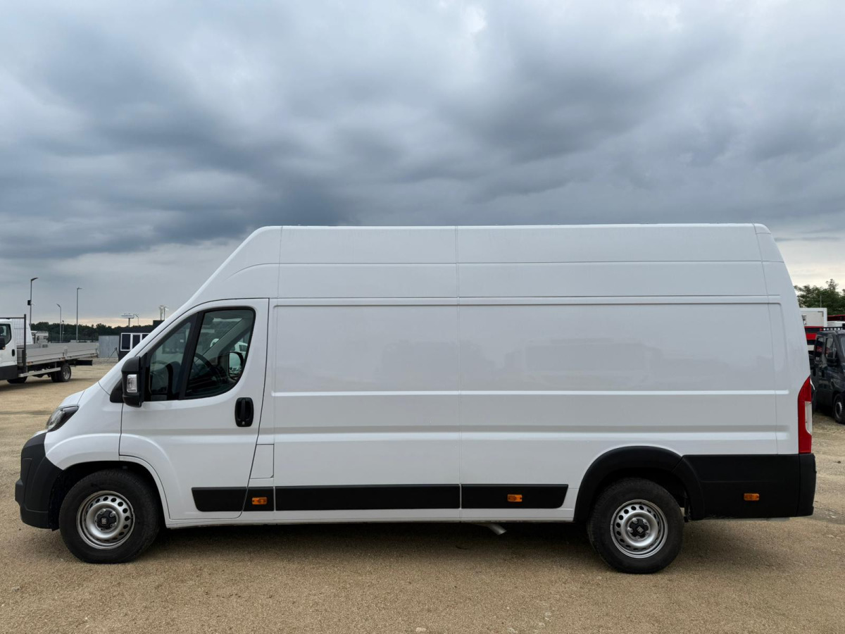 FIAT DUCATO FURGON BLASZAK - Furgon: slika FIAT DUCATO FURGON BLASZAK - Furgon FIAT DUCATO FURGON BLASZAK - Furgon: slika FIAT DUCATO FURGON BLASZAK - Furgon