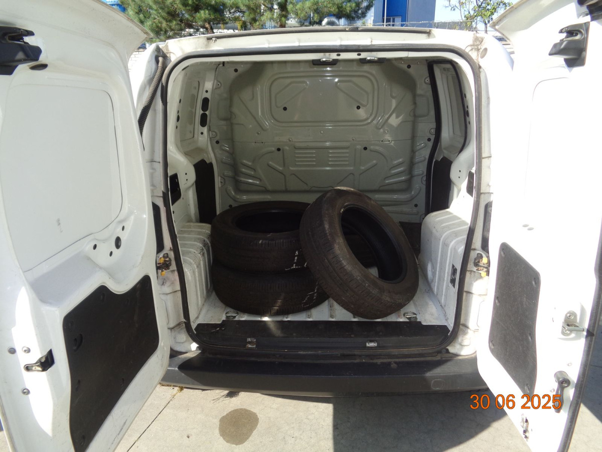 FIAT FIORINO FURGON BLASZAK - Furgon: slika FIAT FIORINO FURGON BLASZAK - Furgon FIAT FIORINO FURGON BLASZAK - Furgon: slika FIAT FIORINO FURGON BLASZAK - Furgon