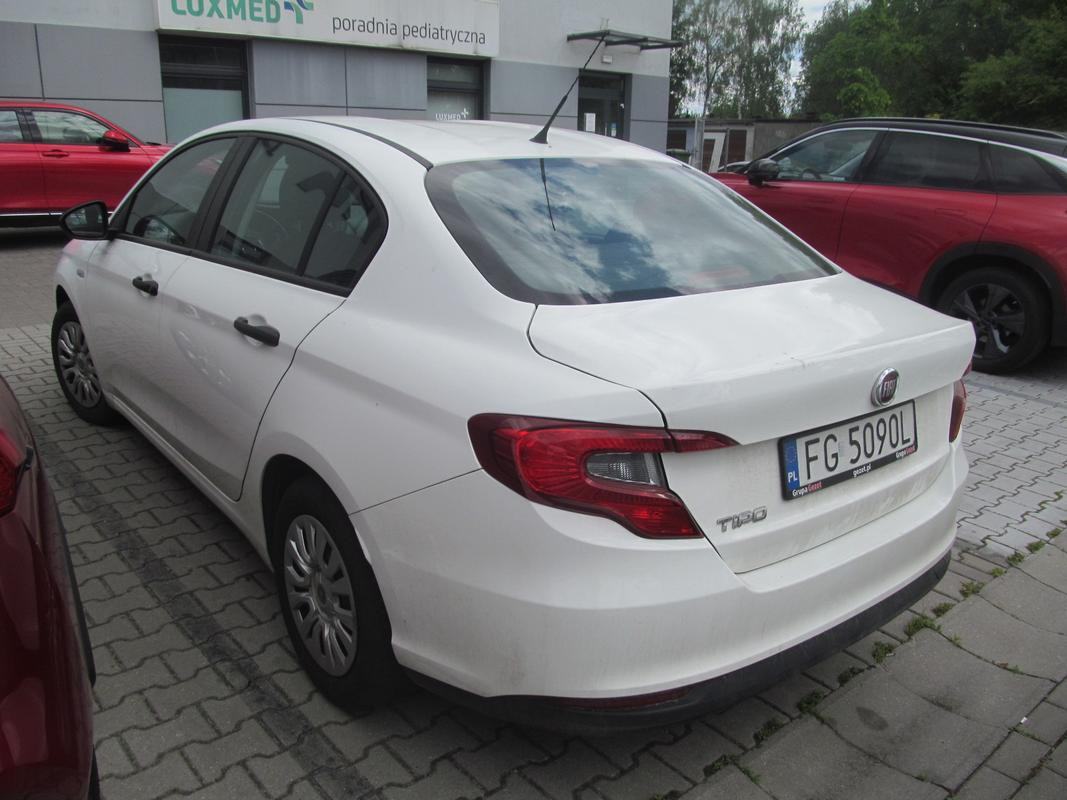 FIAT TIPO SEDAN - Limuzina: slika FIAT TIPO SEDAN - Limuzina FIAT TIPO SEDAN - Limuzina: slika FIAT TIPO SEDAN - Limuzina