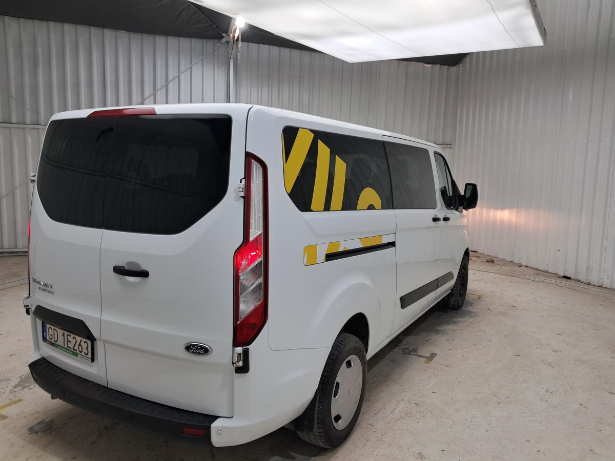FORD TRANSIT CUSTOM VAN - Furgon: slika FORD TRANSIT CUSTOM VAN - Furgon FORD TRANSIT CUSTOM VAN - Furgon: slika FORD TRANSIT CUSTOM VAN - Furgon