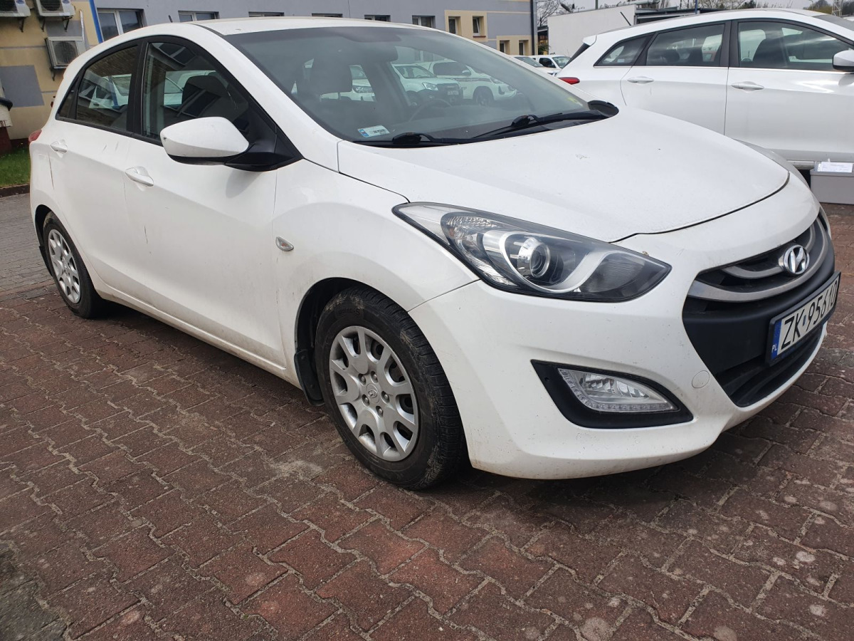 HYUNDAI I30 HATCHBACK - Hatchback: slika HYUNDAI I30 HATCHBACK - Hatchback HYUNDAI I30 HATCHBACK - Hatchback: slika HYUNDAI I30 HATCHBACK - Hatchback