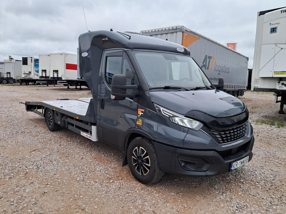 IVECO 35S18 AUTOLAWETA - Kamion za vuču: slika IVECO 35S18 AUTOLAWETA - Kamion za vuču IVECO 35S18 AUTOLAWETA - Kamion za vuču: slika IVECO 35S18 AUTOLAWETA - Kamion za vuču