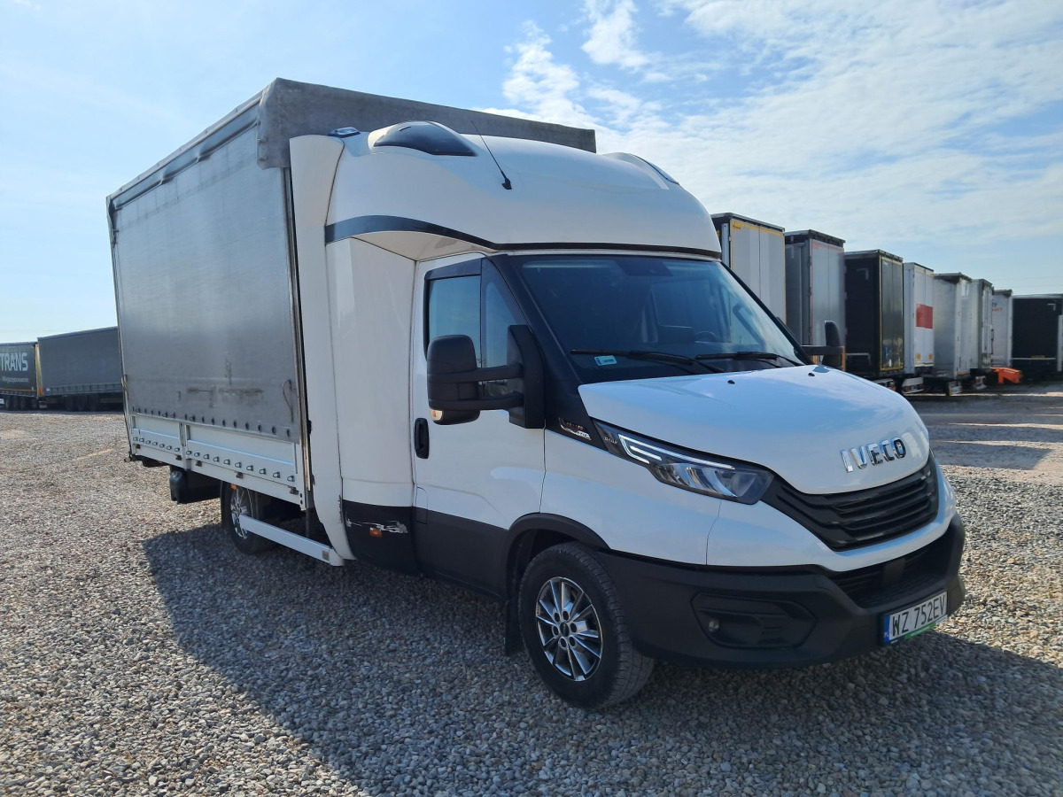 IVECO 35S18 PLANDEKA - Dostavno vozilo s ceradom: slika IVECO 35S18 PLANDEKA - Dostavno vozilo s ceradom IVECO 35S18 PLANDEKA - Dostavno vozilo s ceradom: slika IVECO 35S18 PLANDEKA - Dostavno vozilo s ceradom
