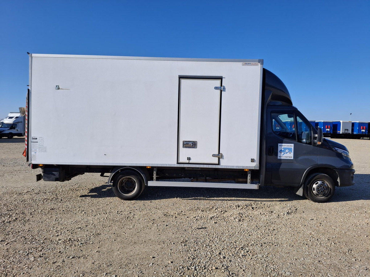 IVECO DAILY 50C18 KONTENER Z WINDĄ - Kamion sandučar: slika IVECO DAILY 50C18 KONTENER Z WINDĄ - Kamion sandučar IVECO DAILY 50C18 KONTENER Z WINDĄ - Kamion sandučar: slika IVECO DAILY 50C18 KONTENER Z WINDĄ - Kamion sandučar