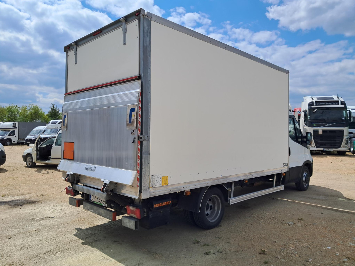 IVECO DAILY KONTENER Z WINDĄ - Dostavno vozilo sa zatvorenim sandukom: slika IVECO DAILY KONTENER Z WINDĄ - Dostavno vozilo sa zatvorenim sandukom IVECO DAILY KONTENER Z WINDĄ - Dostavno vozilo sa zatvorenim sandukom: slika IVECO DAILY KONTENER Z WINDĄ - Dostavno vozilo sa zatvorenim sandukom
