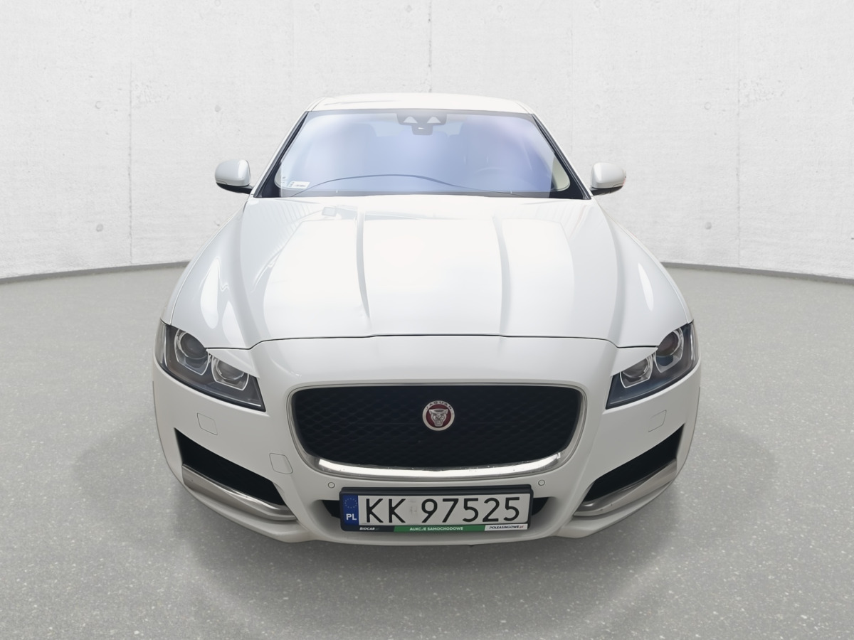 JAGUAR XF SEDAN - Limuzina: slika JAGUAR XF SEDAN - Limuzina JAGUAR XF SEDAN - Limuzina: slika JAGUAR XF SEDAN - Limuzina