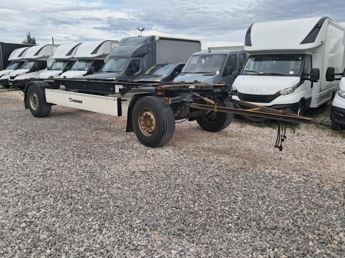 KRONE AZ POD KONTENERY - Transporter kontejnera/ Prikolica s izmjenjivim sanducima: slika KRONE AZ POD KONTENERY - Transporter kontejnera/ Prikolica s izmjenjivim sanducima KRONE AZ POD KONTENERY - Transporter kontejnera/ Prikolica s izmjenjivim sanducima: slika KRONE AZ POD KONTENERY - Transporter kontejnera/ Prikolica s izmjenjivim sanducima