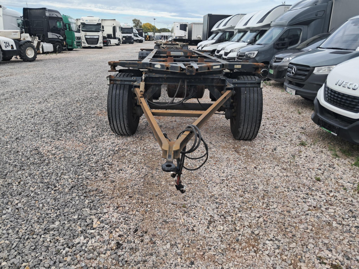 KRONE AZ POD KONTENERY - Transporter kontejnera/ Prikolica s izmjenjivim sanducima: slika KRONE AZ POD KONTENERY - Transporter kontejnera/ Prikolica s izmjenjivim sanducima KRONE AZ POD KONTENERY - Transporter kontejnera/ Prikolica s izmjenjivim sanducima: slika KRONE AZ POD KONTENERY - Transporter kontejnera/ Prikolica s izmjenjivim sanducima