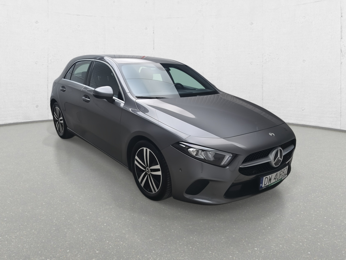 MERCEDES BENZ A 180 HATCHBACK - Hatchback: slika MERCEDES BENZ A 180 HATCHBACK - Hatchback MERCEDES BENZ A 180 HATCHBACK - Hatchback: slika MERCEDES BENZ A 180 HATCHBACK - Hatchback