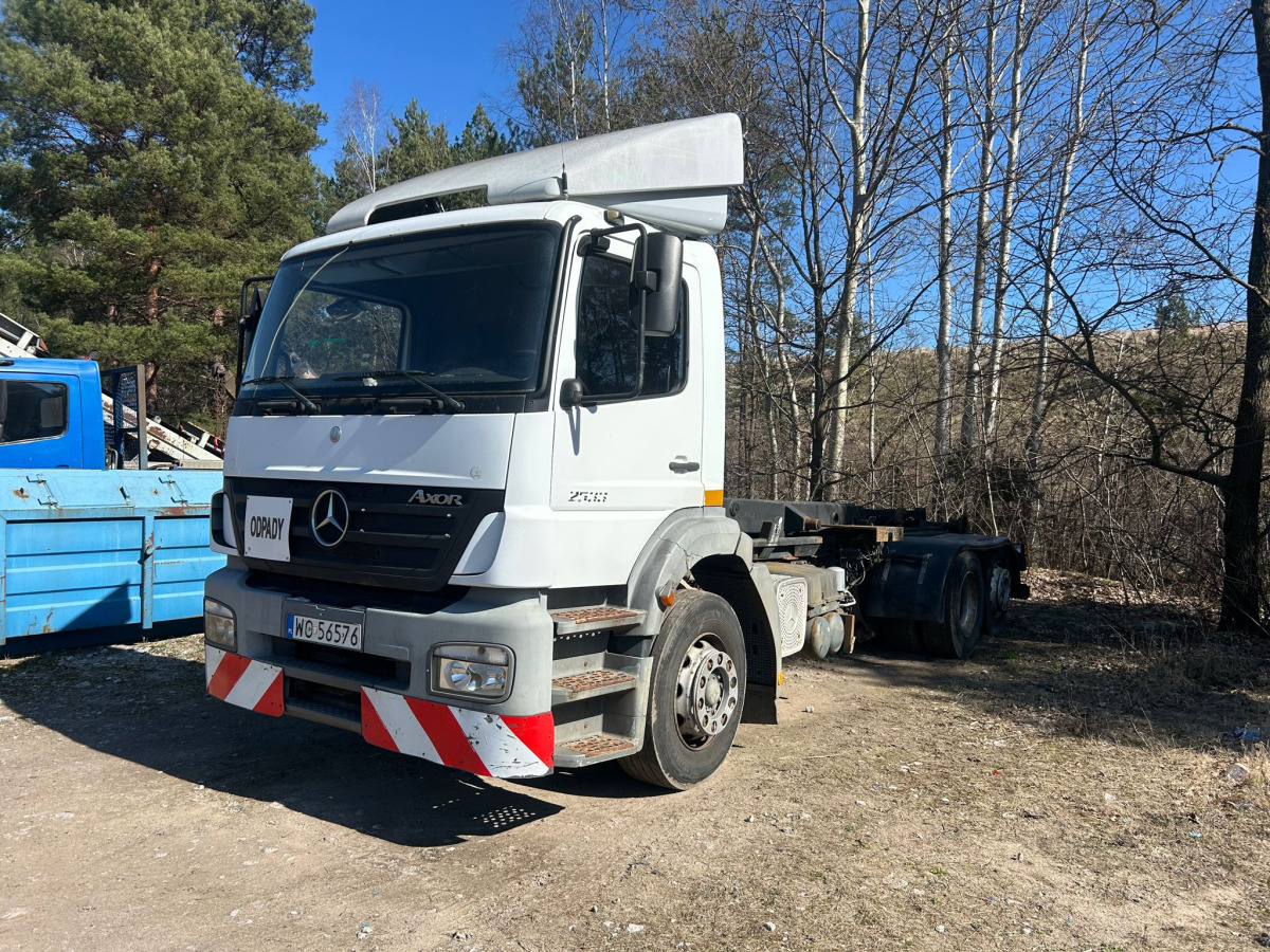 MERCEDES BENZ AXOR HAKOWIEC - Kamion s kukastom dizalicom: slika MERCEDES BENZ AXOR HAKOWIEC - Kamion s kukastom dizalicom MERCEDES BENZ AXOR HAKOWIEC - Kamion s kukastom dizalicom: slika MERCEDES BENZ AXOR HAKOWIEC - Kamion s kukastom dizalicom