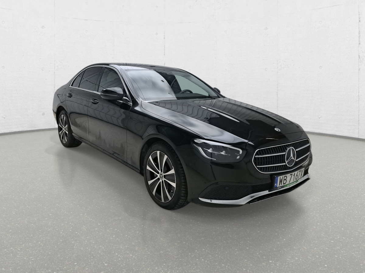 MERCEDES BENZ E350e SEDAN - Limuzina: slika MERCEDES BENZ E350e SEDAN - Limuzina MERCEDES BENZ E350e SEDAN - Limuzina: slika MERCEDES BENZ E350e SEDAN - Limuzina