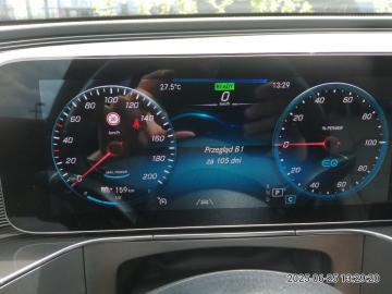 SUV MERCEDES BENZ EQC 400 4MATIC SUV: slika SUV MERCEDES BENZ EQC 400 4MATIC SUV