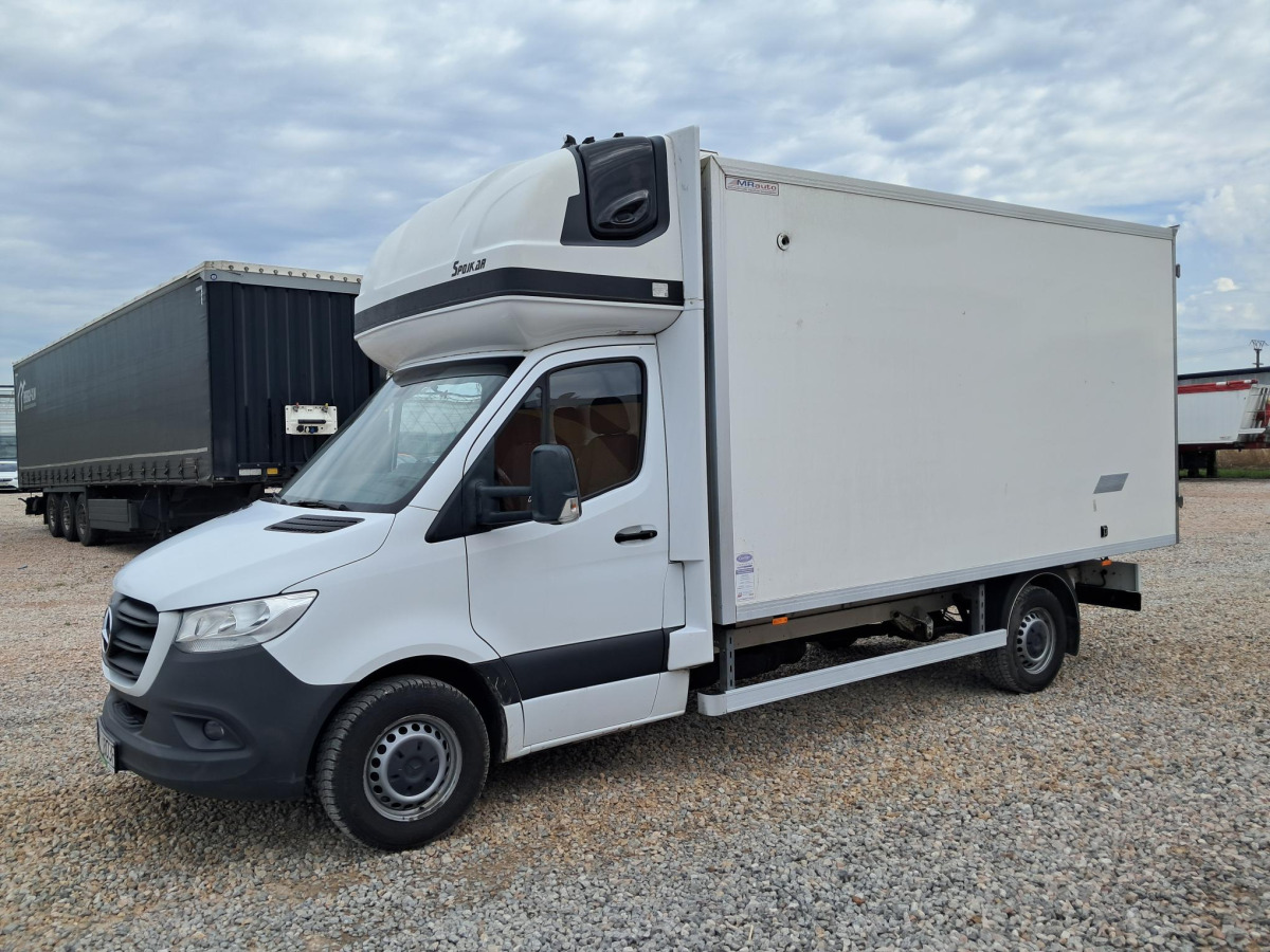 MERCEDES BENZ SPRINTER CHŁODNIA/IZOTERMA - Dostavno vozilo hladnjača: slika MERCEDES BENZ SPRINTER CHŁODNIA/IZOTERMA - Dostavno vozilo hladnjača MERCEDES BENZ SPRINTER CHŁODNIA/IZOTERMA - Dostavno vozilo hladnjača: slika MERCEDES BENZ SPRINTER CHŁODNIA/IZOTERMA - Dostavno vozilo hladnjača