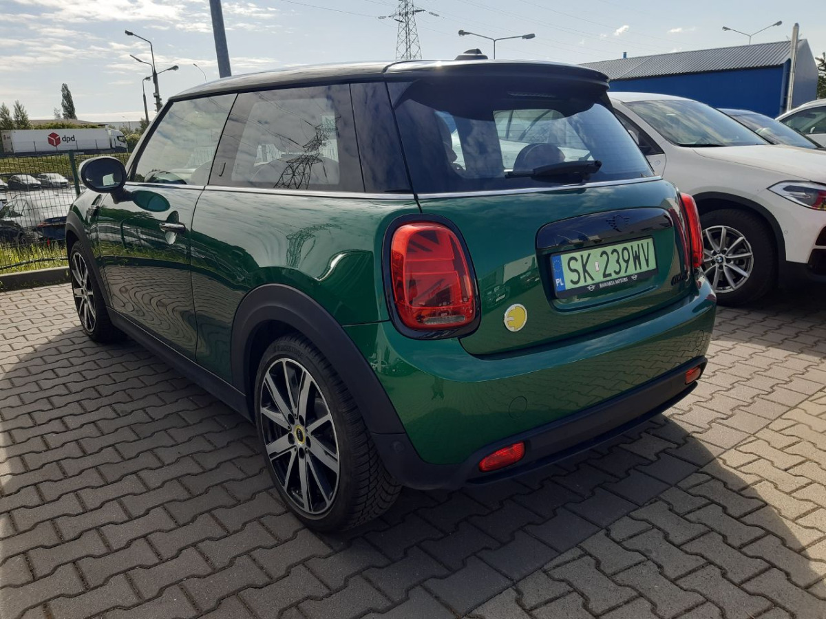 MINI Cooper SE HATCHBACK - Hatchback: slika MINI Cooper SE HATCHBACK - Hatchback MINI Cooper SE HATCHBACK - Hatchback: slika MINI Cooper SE HATCHBACK - Hatchback