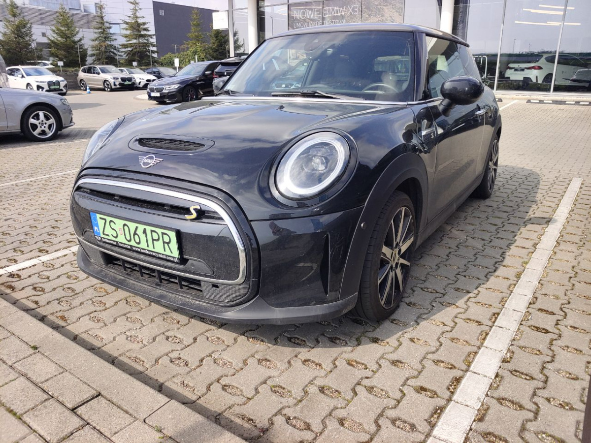 MINI Cooper SE HATCHBACK - Hatchback: slika MINI Cooper SE HATCHBACK - Hatchback MINI Cooper SE HATCHBACK - Hatchback: slika MINI Cooper SE HATCHBACK - Hatchback