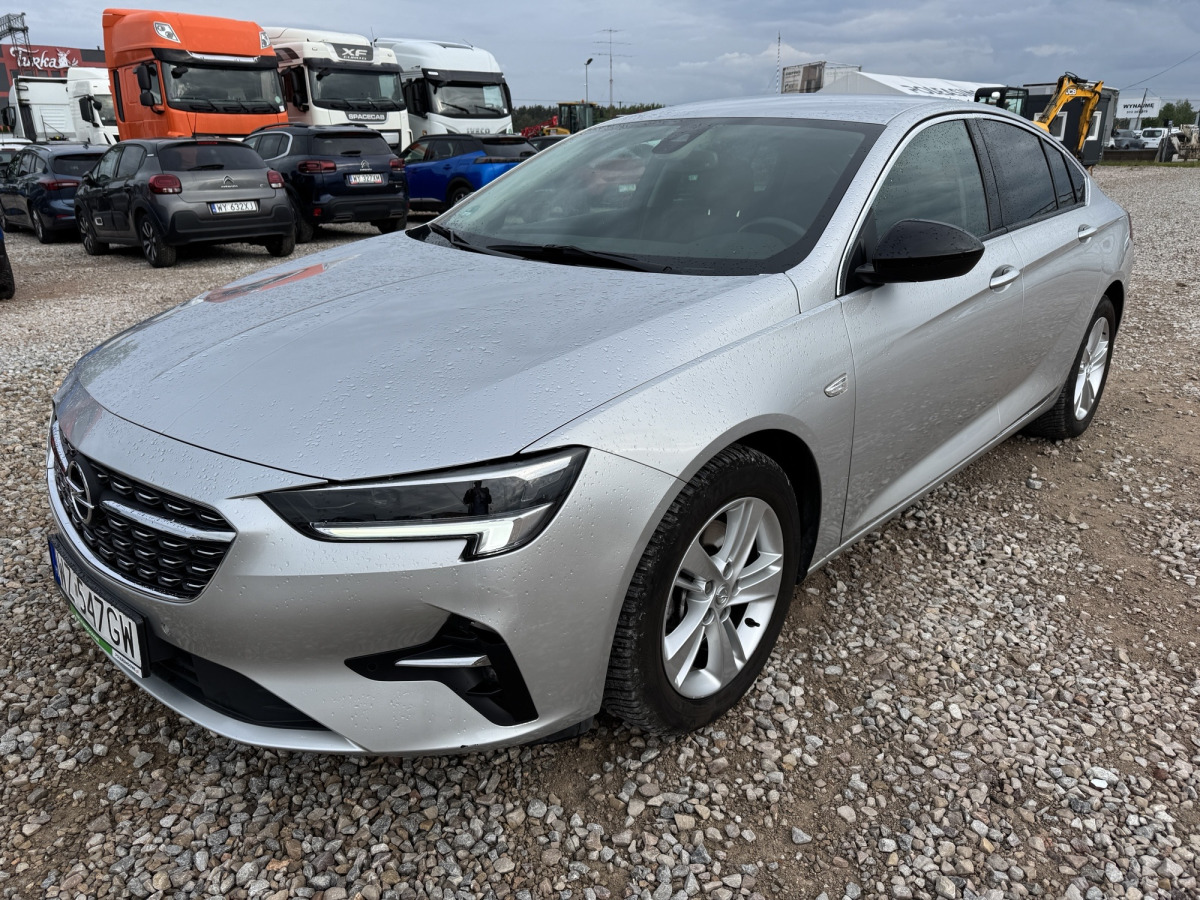 OPEL INSIGNIA LIFTBACK - Automobil: slika OPEL INSIGNIA LIFTBACK - Automobil OPEL INSIGNIA LIFTBACK - Automobil: slika OPEL INSIGNIA LIFTBACK - Automobil