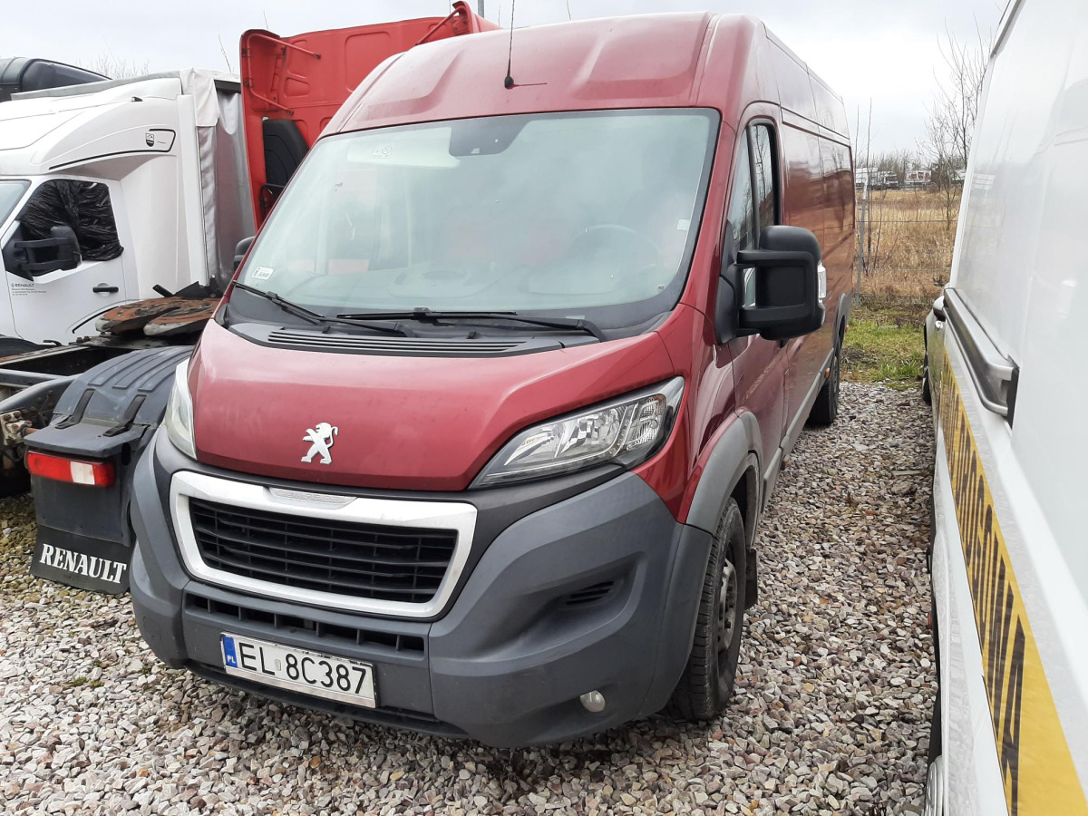 PEUGEOT BOXER FURGON BLASZAK - Furgon: slika PEUGEOT BOXER FURGON BLASZAK - Furgon PEUGEOT BOXER FURGON BLASZAK - Furgon: slika PEUGEOT BOXER FURGON BLASZAK - Furgon