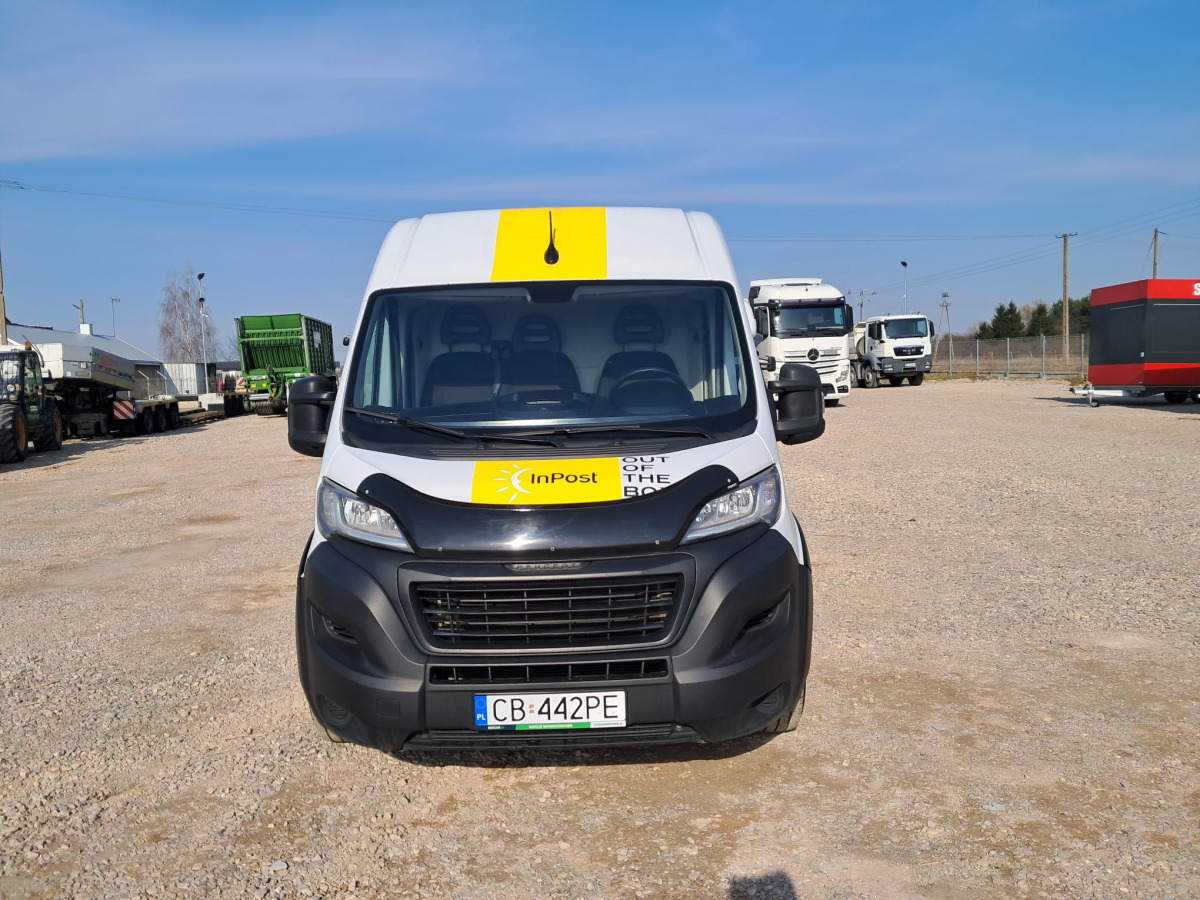 PEUGEOT BOXER FURGON BLASZAK - Furgon: slika PEUGEOT BOXER FURGON BLASZAK - Furgon PEUGEOT BOXER FURGON BLASZAK - Furgon: slika PEUGEOT BOXER FURGON BLASZAK - Furgon