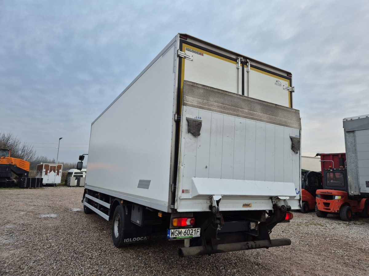 RENAULT D16 CHŁODNIA - Kamion hladnjača: slika RENAULT D16 CHŁODNIA - Kamion hladnjača RENAULT D16 CHŁODNIA - Kamion hladnjača: slika RENAULT D16 CHŁODNIA - Kamion hladnjača