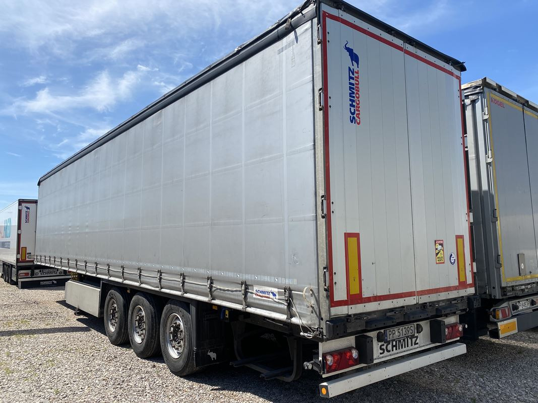 SCHMITZ CARGOBULL SCB S3T FIRANA - Prikolica s ceradom: slika SCHMITZ CARGOBULL SCB S3T FIRANA - Prikolica s ceradom SCHMITZ CARGOBULL SCB S3T FIRANA - Prikolica s ceradom: slika SCHMITZ CARGOBULL SCB S3T FIRANA - Prikolica s ceradom
