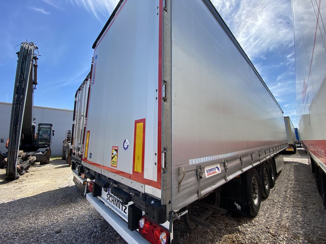 SCHMITZ CARGOBULL SCB S3T FIRANA - Prikolica s ceradom: slika SCHMITZ CARGOBULL SCB S3T FIRANA - Prikolica s ceradom SCHMITZ CARGOBULL SCB S3T FIRANA - Prikolica s ceradom: slika SCHMITZ CARGOBULL SCB S3T FIRANA - Prikolica s ceradom